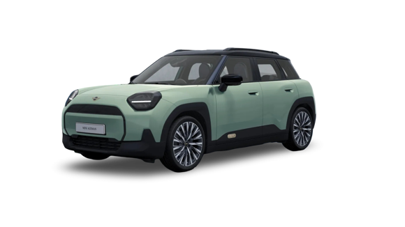 Schräg-vorne-Ansicht eines vollelektrischen MINI Aceman in der Farbe „Rebel Red“ mit schwarzem Dach und kontrastierenden schwarzen Außenspiegeln. Das kompakte Crossover-SUV steht freigestellt auf schwarzem Hintergrund und überzeugt mit markanter Front, modernen LED-Tagfahrlichtern, großformatigen Leichtmetallrädern und sportlich-robuster Linienführung.