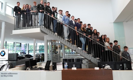 Vollgas in Richtung Zukunft: Ausbildungsstart 2025 bei May & Olde